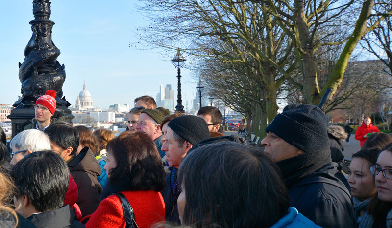 12 hours in London, do a walking tour! 