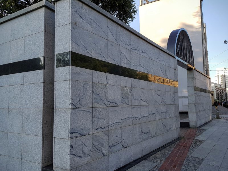 Umschlagplatz Memorial