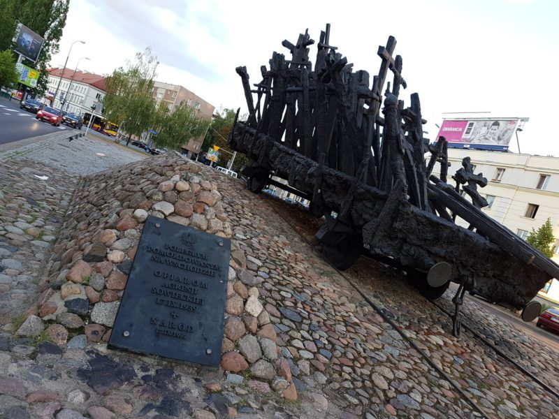 Monument to the Fallen and Murdered in the East