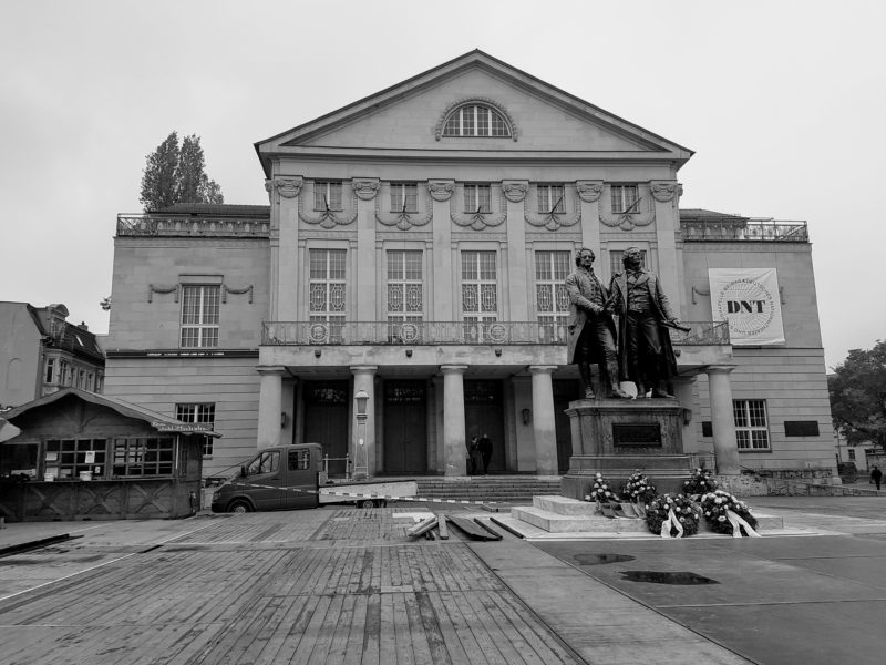 statue of Goethe and Schiller