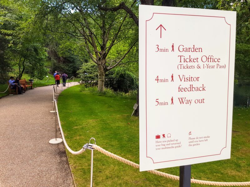 Sign showing exit from Buckingham Palace Gardens