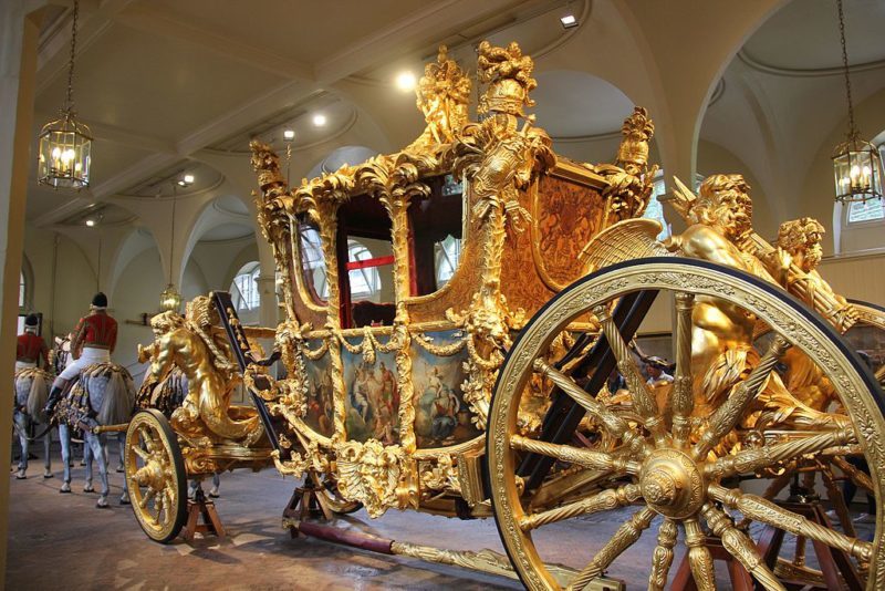 Gold State Coach Wikipedia image