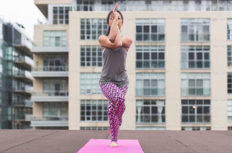 Garudasana - Eagle pose 