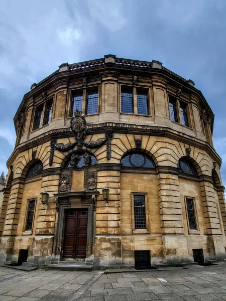 Sheldonian Theatre in Oxford. Just one of the many amazing things to see when exploring Oxford in a day