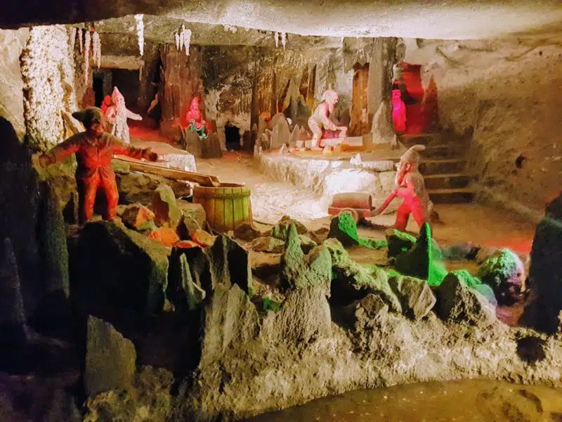 Underground salt mine dwarves