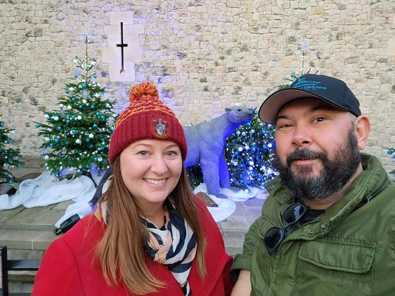 Christmas at the Tower of London, Russ and Roma with a polar bear installation